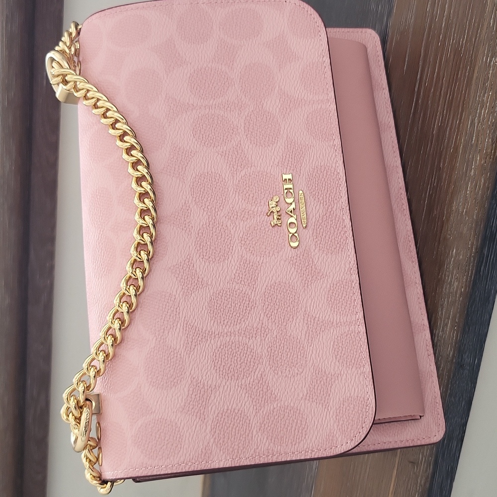 New! Limited Edition Coach Pink Klare Crossbody In Signature Canvas - Picture 5 of 11